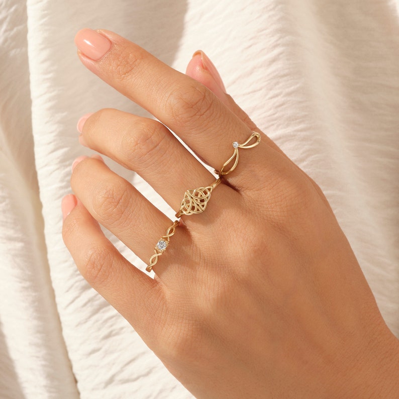 MADELYN MINIMALIST 14k Solid Gold Tiny Engagement Dainty Heart Ring for Girlfriend | Gift for Wife, Her, Mom