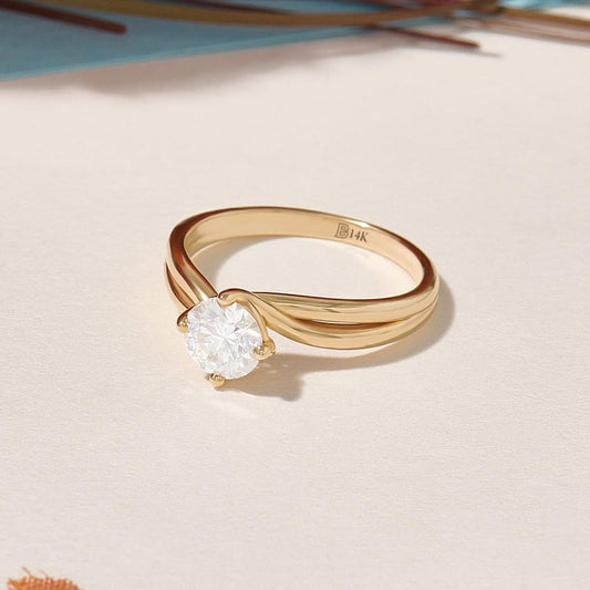 MADELYN MINIMALIST 14k Solid Gold Moissanite Solitaire Engagement/Twist Band Promise Ring | Gift for Girlfriend, Wife