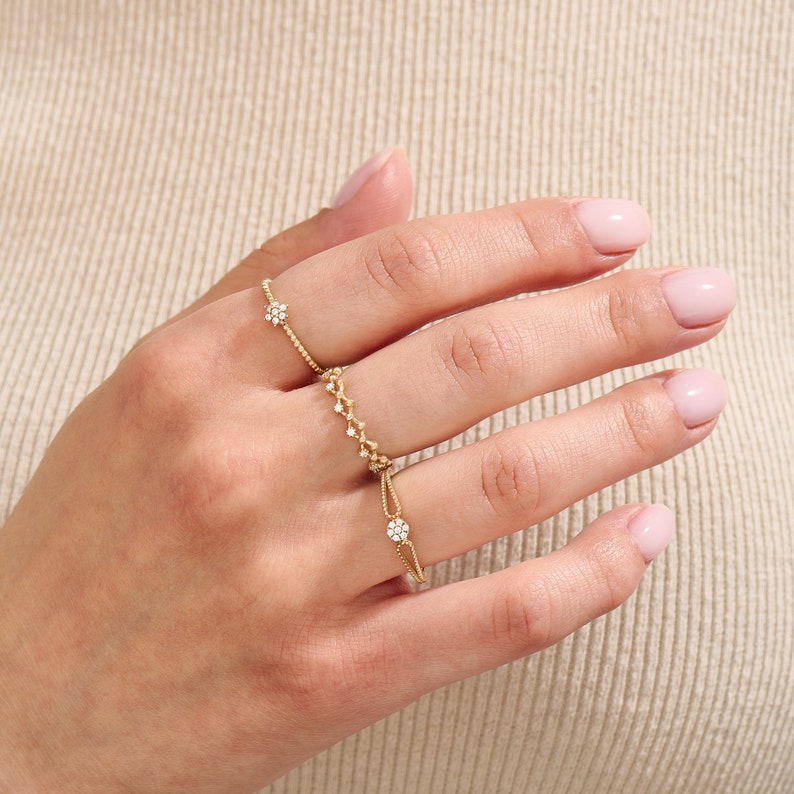 MADELYN MINIMALIST 14k Solid Gold Minimalist Tiny Heart Promise Ring W/H Diamond | Gift for Her, Mom, Wife