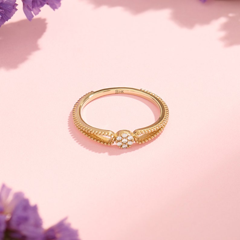 MADELYN MINIMALIST 14k Solid Gold Minimalist Tiny Heart Promise Ring W/H Diamond | Gift for Her, Mom, Wife