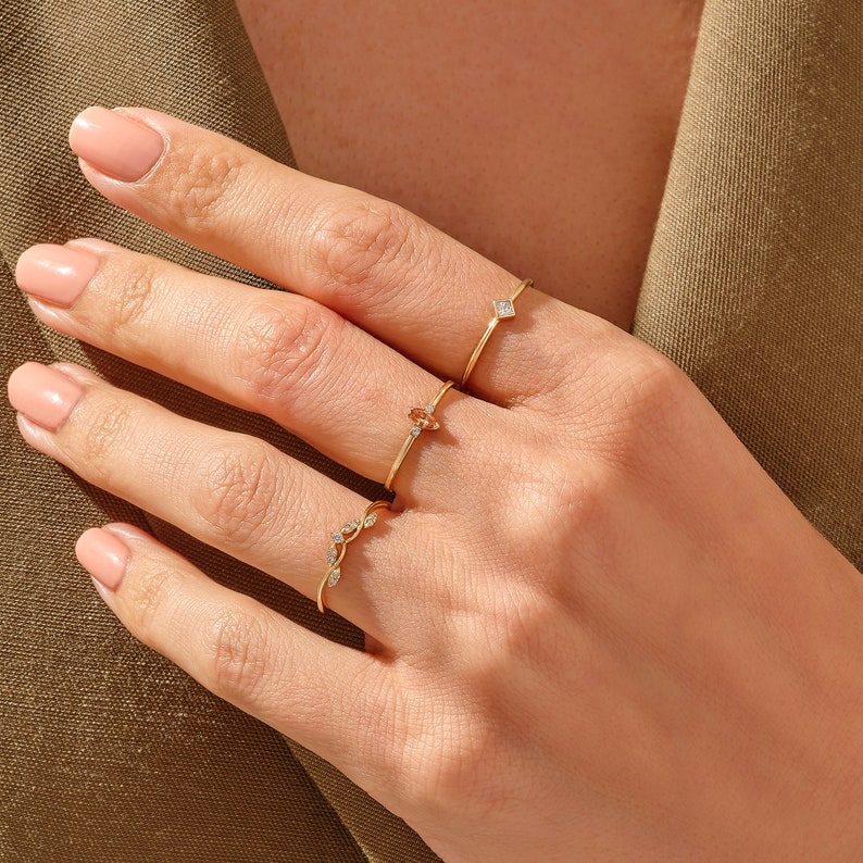 MADELYN MINIMALIST 14k Solid Gold Tiny Engagemen Simple Solitaire Promise Ring for Her | Gift for Mom, Her