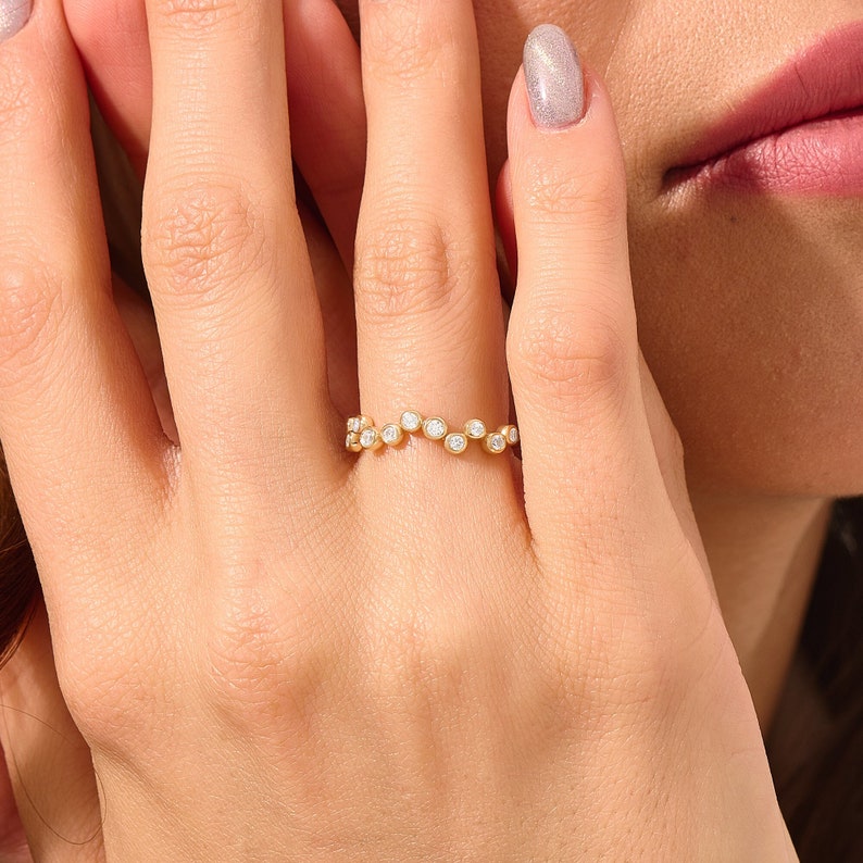 MADELYN MINIMALIST 14k Solid Gold Wavy Bezel CZ Dot Minimalist Zigzag Ring | Gift for Mom, Wife, Her