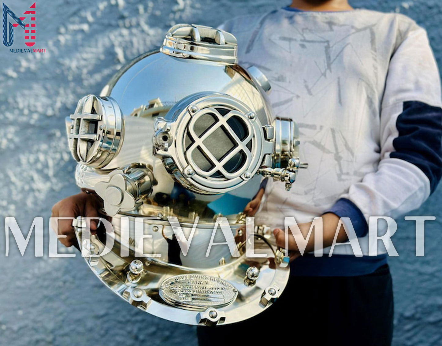 MEDIEVALMART Nautical Chrome Plated Diving Helmet With Wooden Base