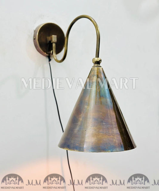 MEDIEVALMART Handcrafted Solid Brass Wall Sconce: Mid-Century Style Vanity Lighting
