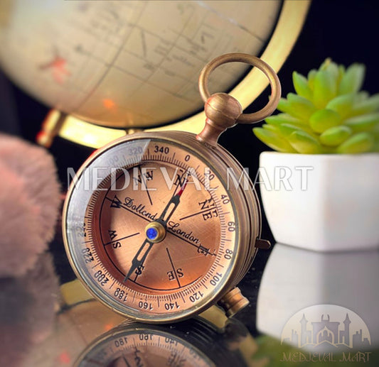 MEDIEVALMART Nautical Brass Personal Engrave Adventure Working Compass Gold Finish | Gift For Mom & Dad