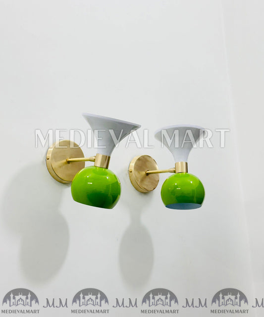 MEDIEVALMART Mid-Century Modern Brass Diabolo Wall Sconce - Green & White - Pair