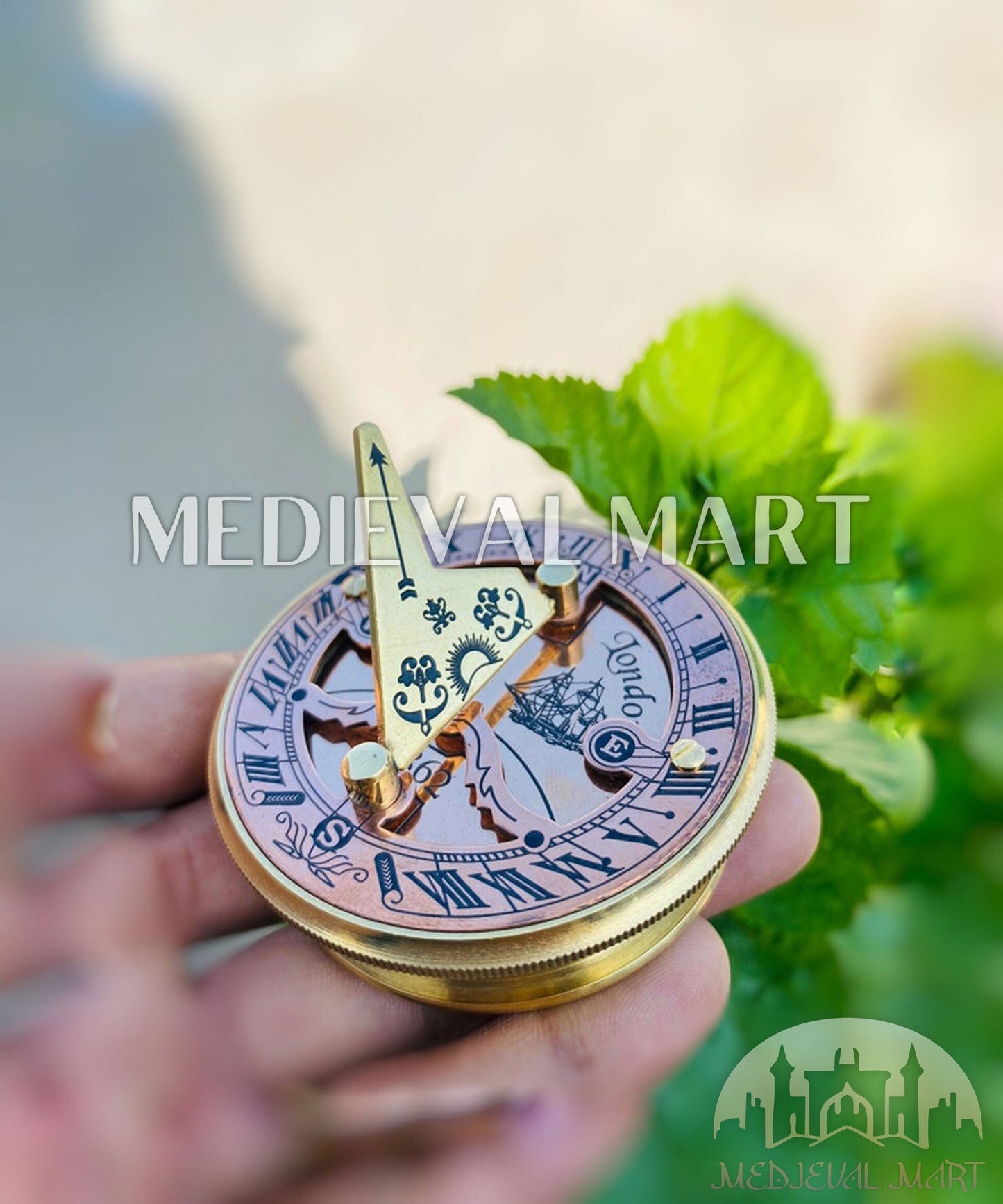 MEDIEVALMART Nautical Pure Brass Custom Engrave Sun Clock Compass Shiny Brass Finish | Gift For Mom, Her, Him