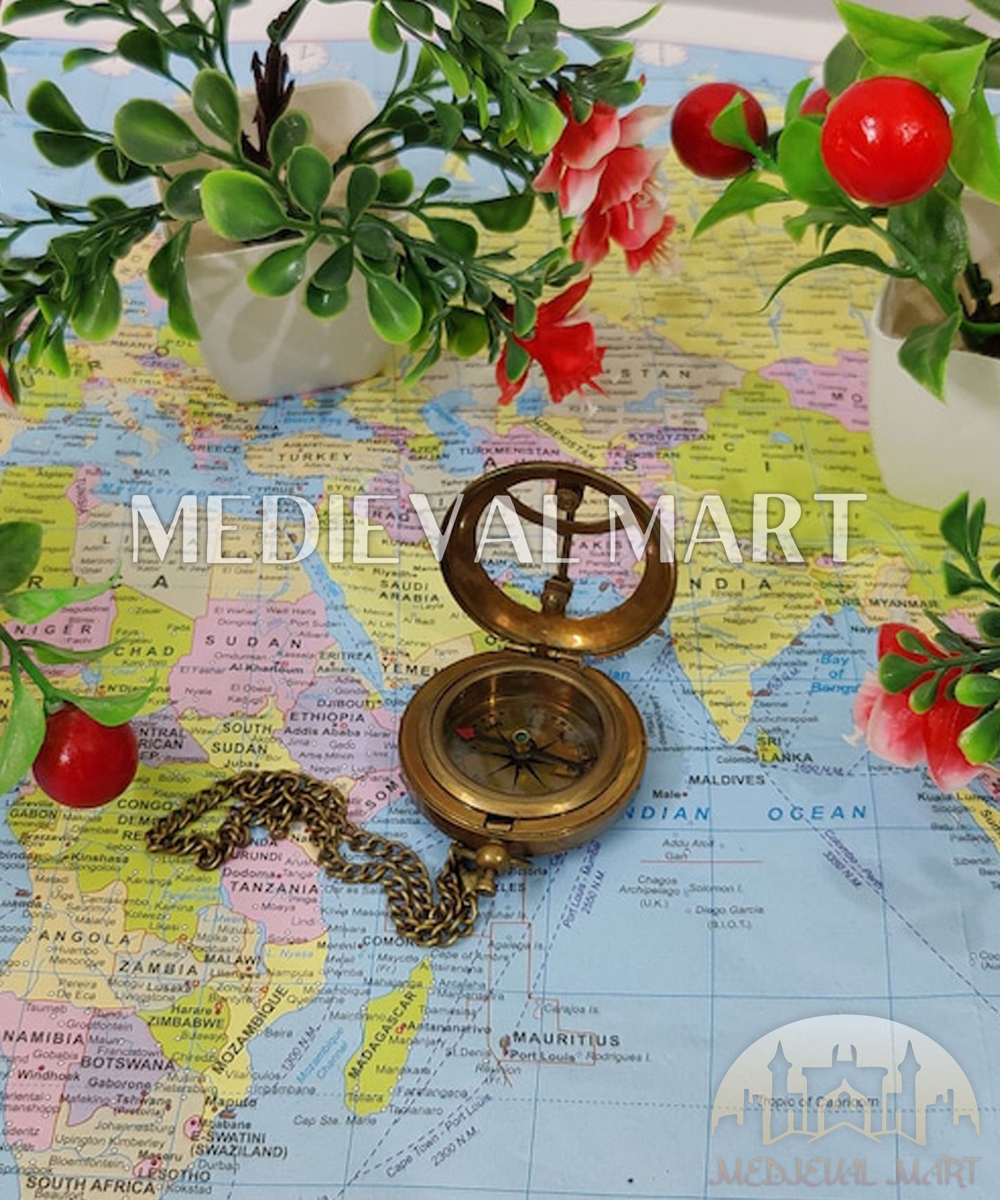 MEDIEVALMART Custom Engrave Sundial Pocket Compass Gold Finish W/H Leather Case | Gift For Mom, Dad
