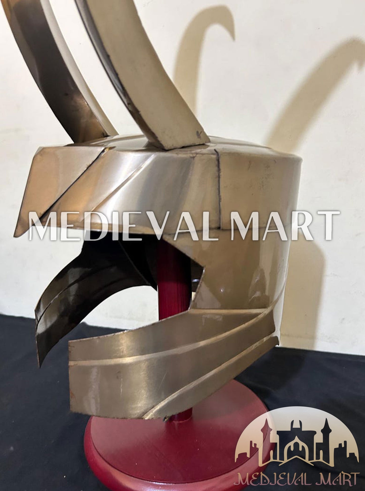 MEDIEVALMART "Thor Ragnarok" Marvel Character Loki Helmet W/H Free Stand | Marvel Props