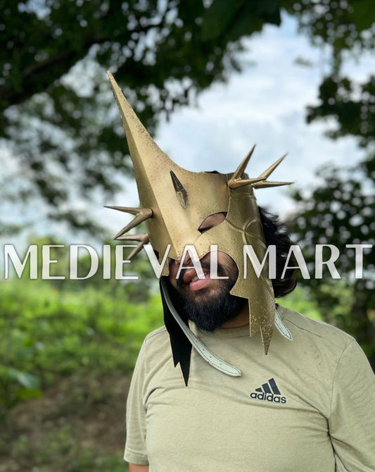 MEDIEVALMART Gold Finish Nazgul Helmet W/H Free Stand | LOTR Props