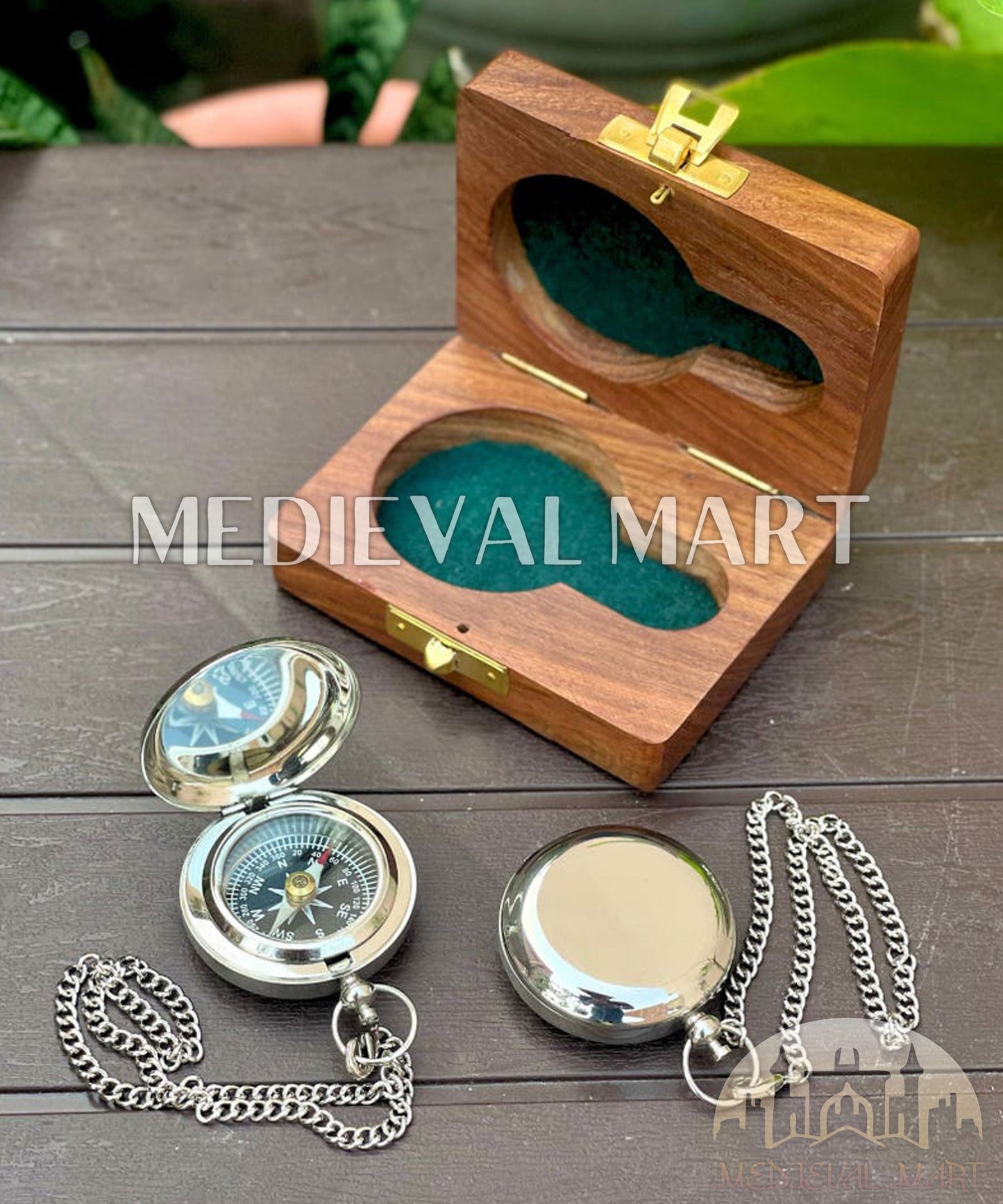 MEDIEVALMART Chrome Plate Nautical Engrave Locket Compass Silver Finish W/H Gen-2 Wooden Case | Gift For Mom