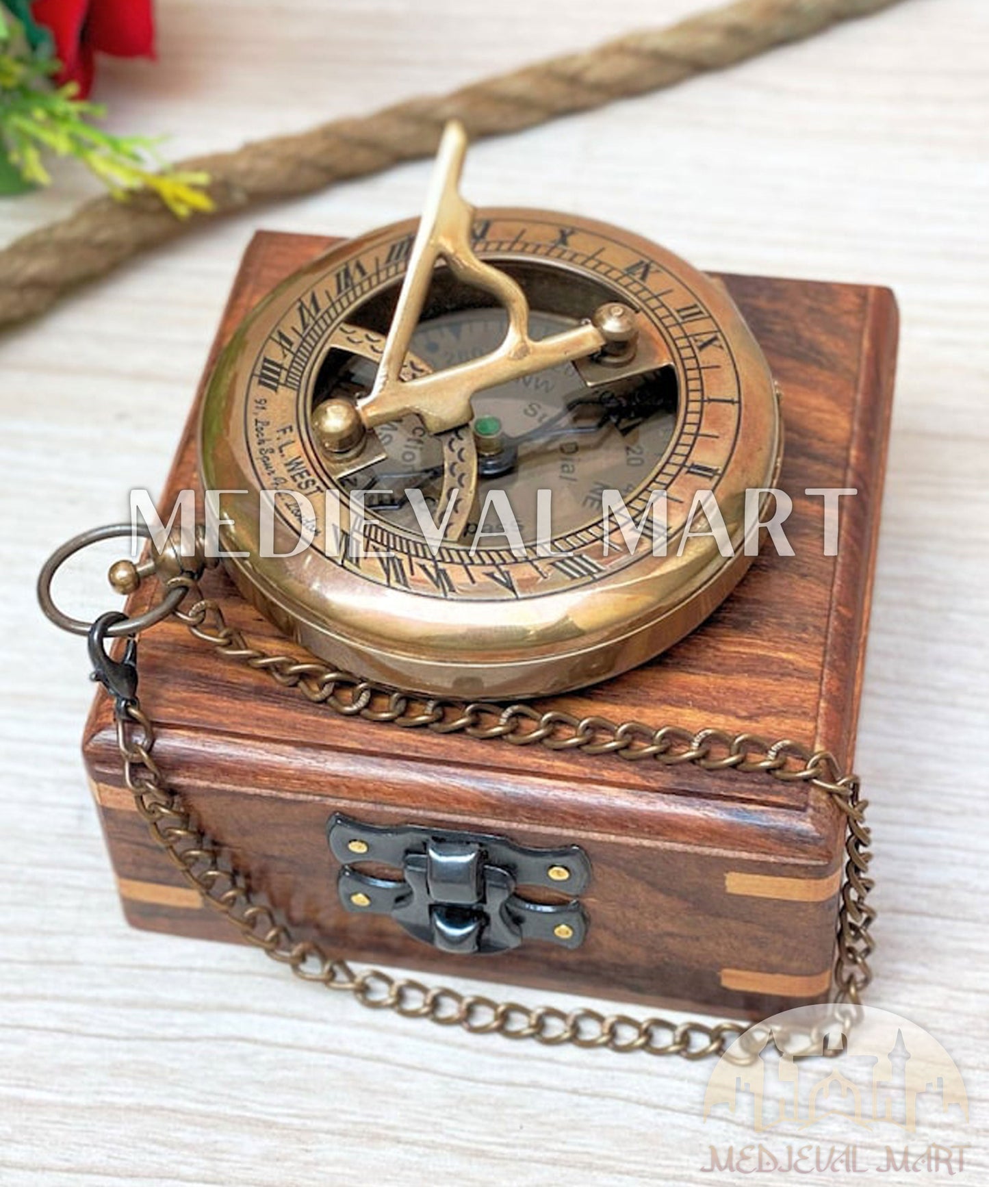 MEDIEVALMART Personalized Nautical Sundial Pocket Compass Antique Finish W/H Gen-1 Wooden Case | Gift For Mom