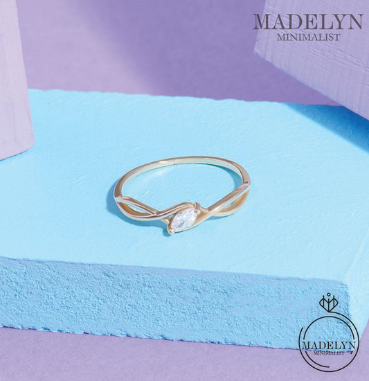 MADELYN MINIMALIST 14k Solid Gold Minimalist Marquise Solitaire Tiny Promise Ring | Gift For Mom, Sister