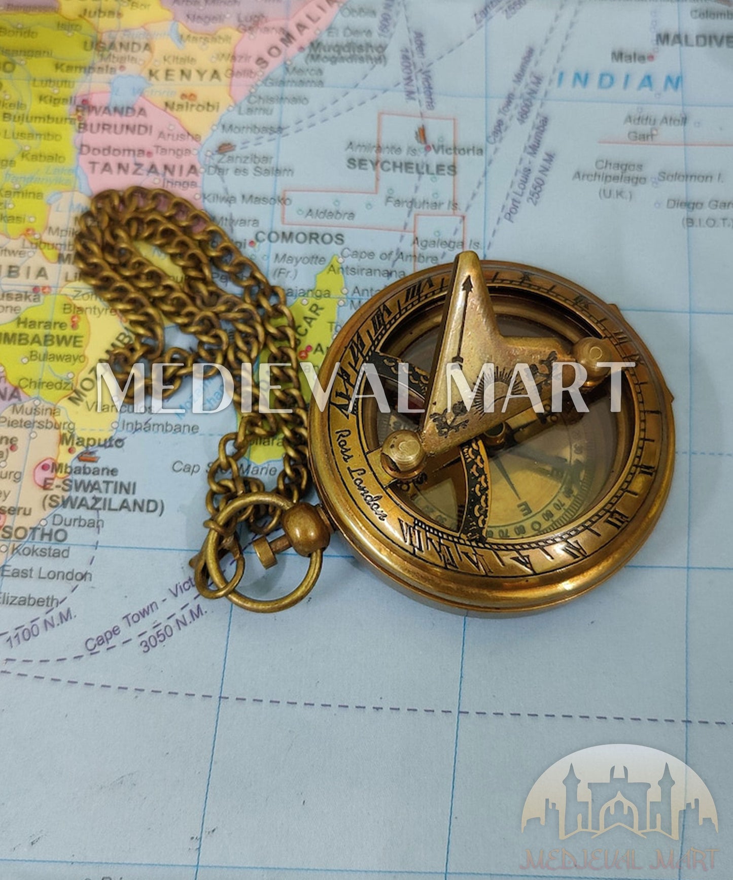MEDIEVALMART Custom Engrave Sundial Pocket Compass Gold Finish W/H Leather Case | Gift For Mom, Dad