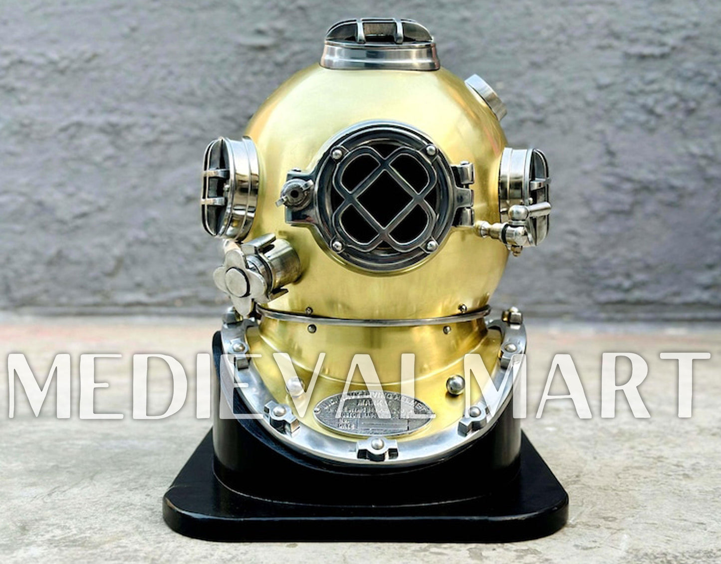MEDIEVALMART Golden Green Diving Helmet With Wooden Base