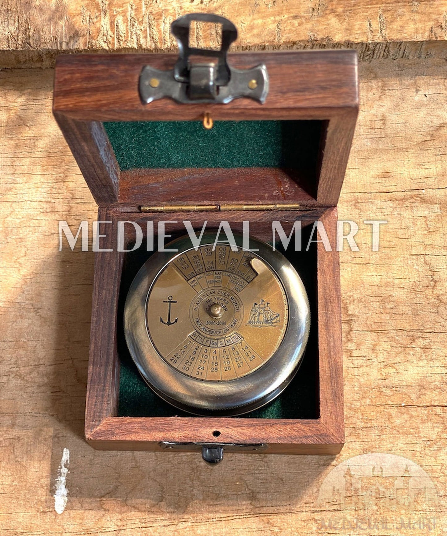 MEDIEVALMART Antique Finish “100 Years Calendar” Engraved Compass W/H “VintageVault” Case | Gift For Dad, Gift For Mom