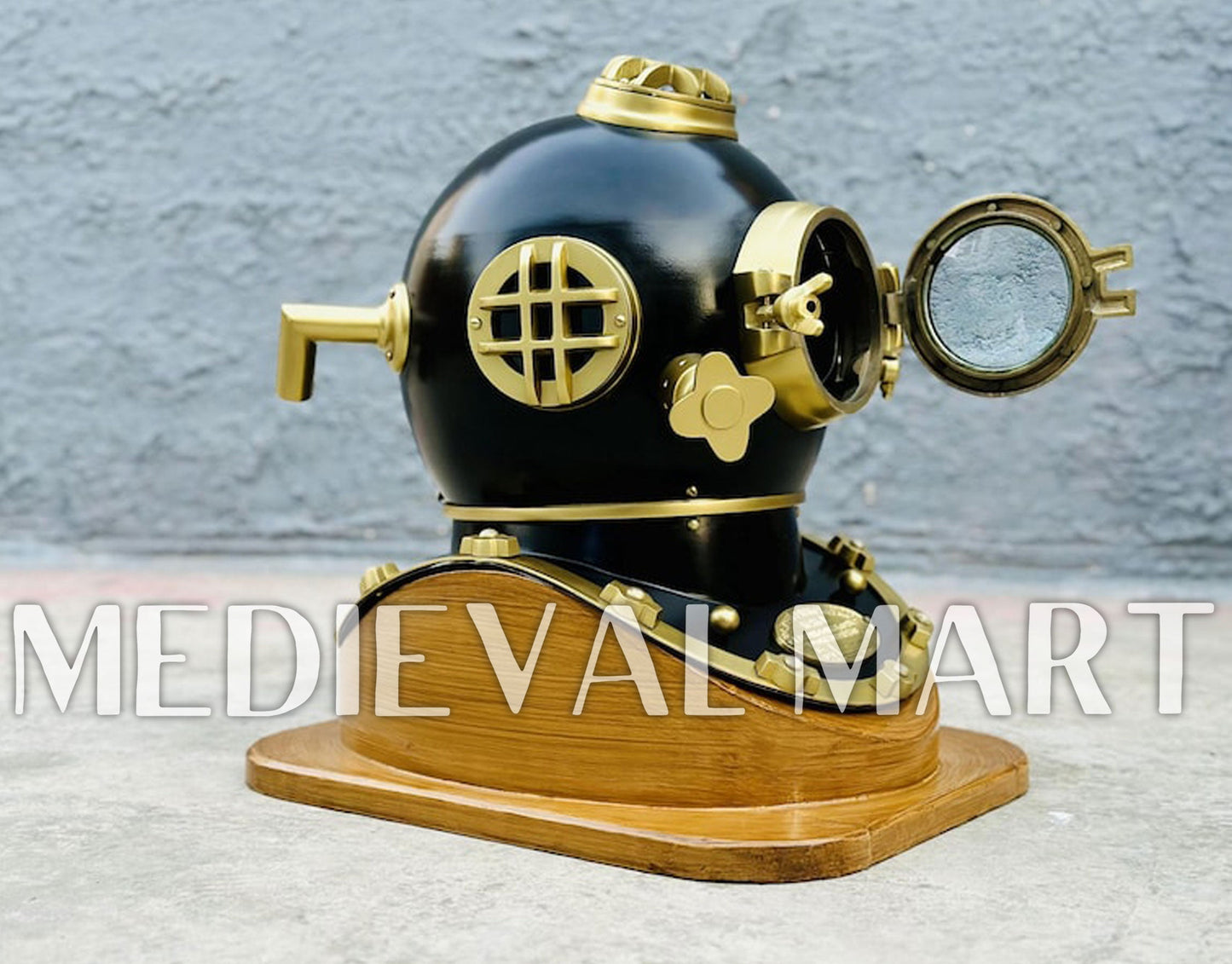 MEDIEVALMART Black Finish Diving Helmet With Wooden Base