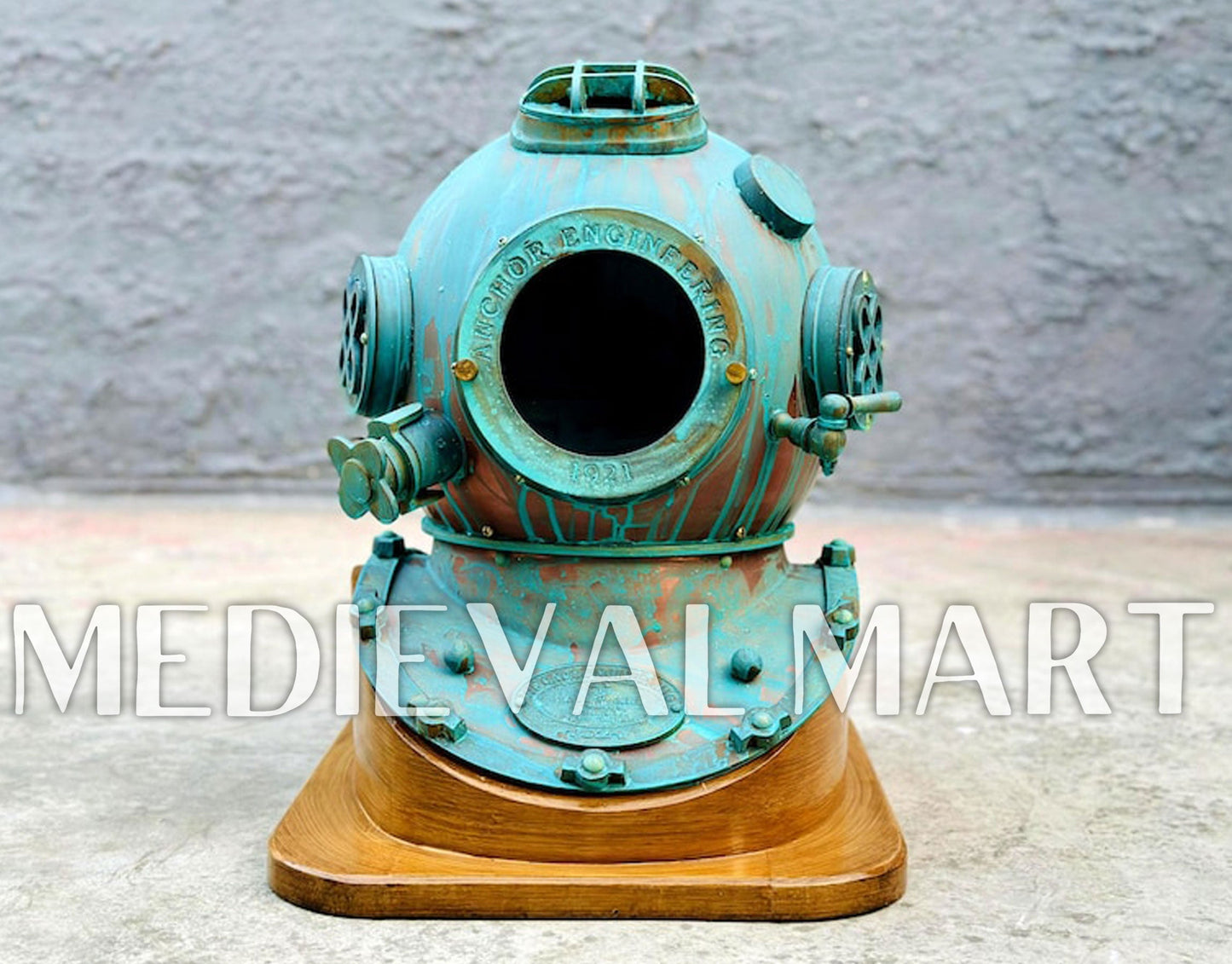 MEDIEVALMART Rusty Green Diving Helmet With Wooden Base