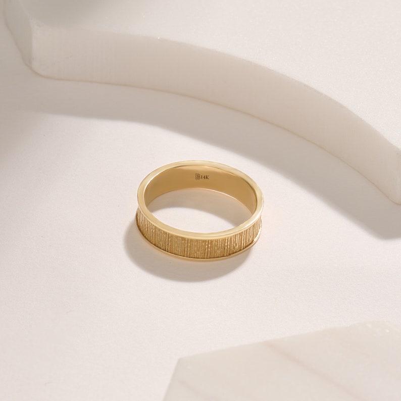MADELYN MINIMALIST 14k Solid Gold Wood Textured Womens Wedding Gold Band | Gift for Mom, Wife, Her, Him