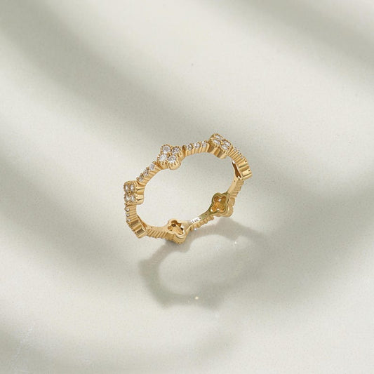 MADELYN MINIMALIST 14k Solid Gold Moissanite Flower Eternity Lab Diamond Wedding Ring for Women | Gift for Mom, Wife, Her