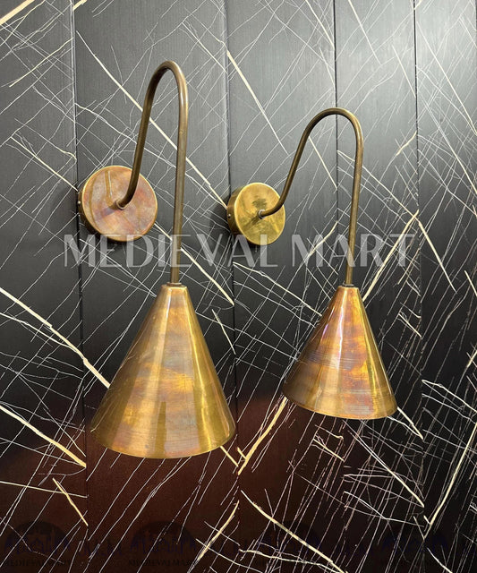 MEDIEVALMART Handcrafted Raw Brass Wall Sconce: Mid-Century Modern Italian Light