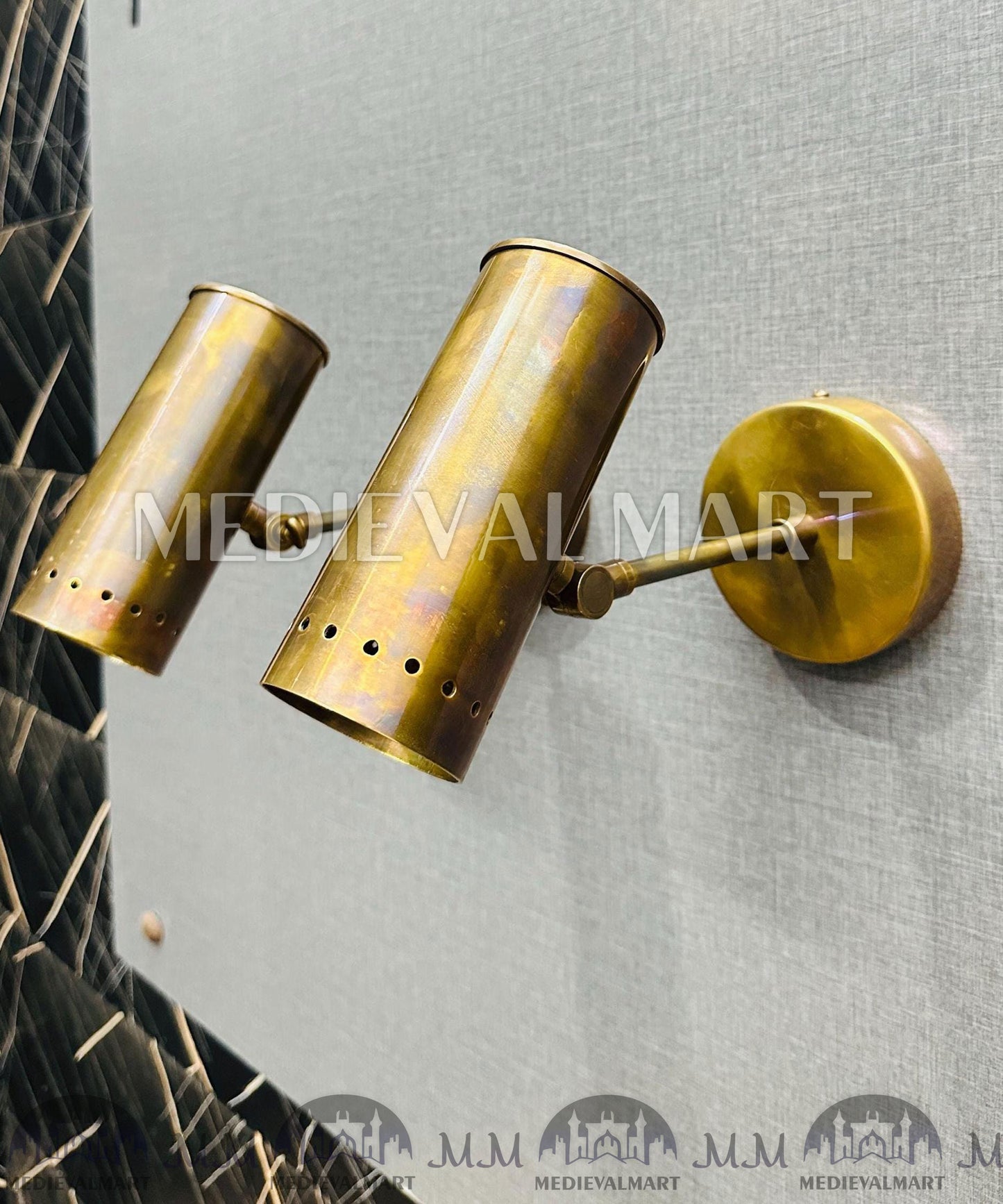 MEDIEVALMART Mid-Century Modern Antique Brass Wall Sconce Adjustable Spotlight Fixture
