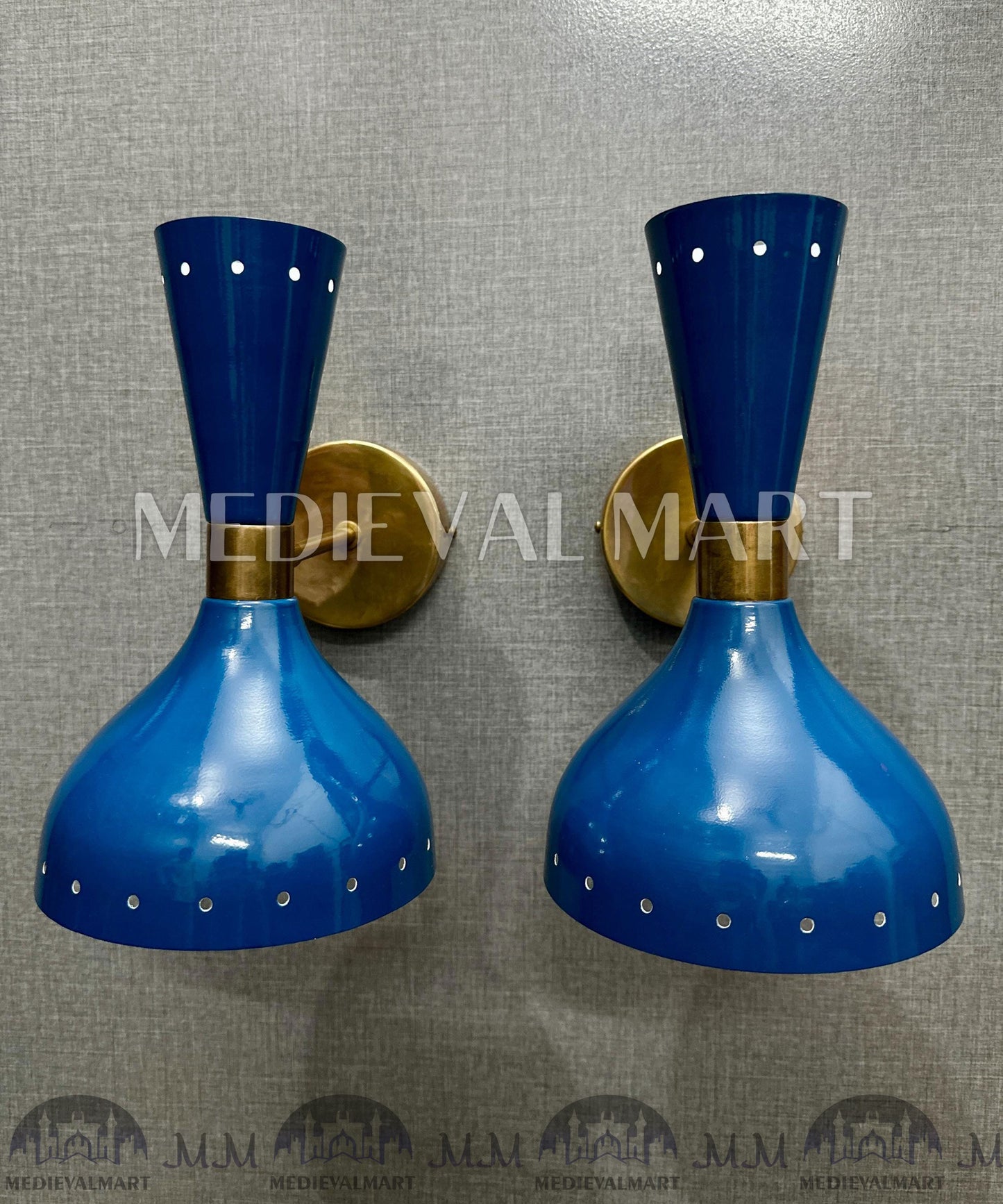 MEDIEVALMART 1950's Brass Cone Wall Sconce: Mid Century Modern Vanity Light - Shiny Blue