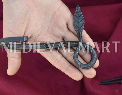 MEDIEVALMART Hand Forged Medieval Decorative Iron Leaf Design Iron Hook