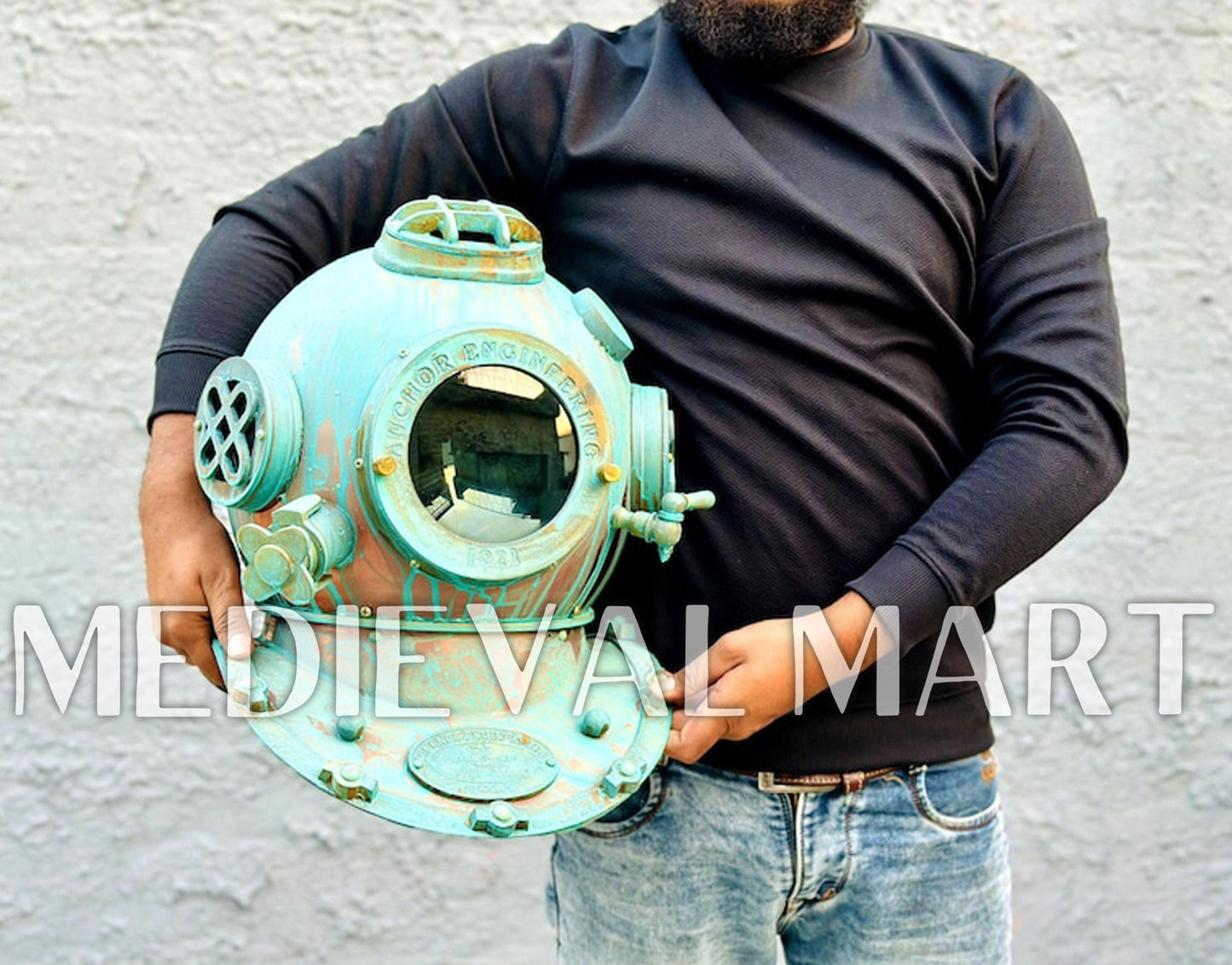 MEDIEVALMART Rusty Green Diving Helmet With Wooden Base