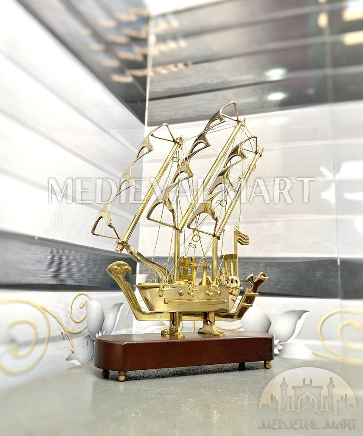 MEDIEVALMART Nautical Shiny Brass Decorative Ship W/H Wooden Base | Showpiece Royal Navy 3 Mast Model Perfect, Christmas Gifts