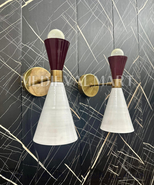 MEDIEVALMART Handcrafted Brass Wall Sconce: Mid-Century Modern Lighting