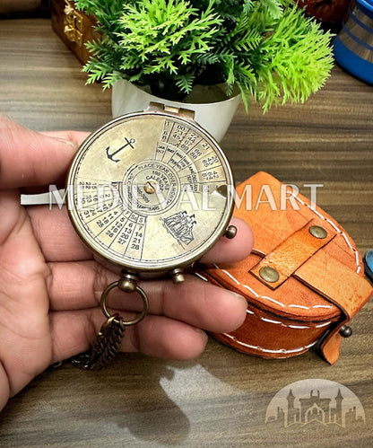 MEDIEVALMART Nautical 100 Years Colander Pirates Compass Gold Finish W/H Leather Case | Gift For Dad