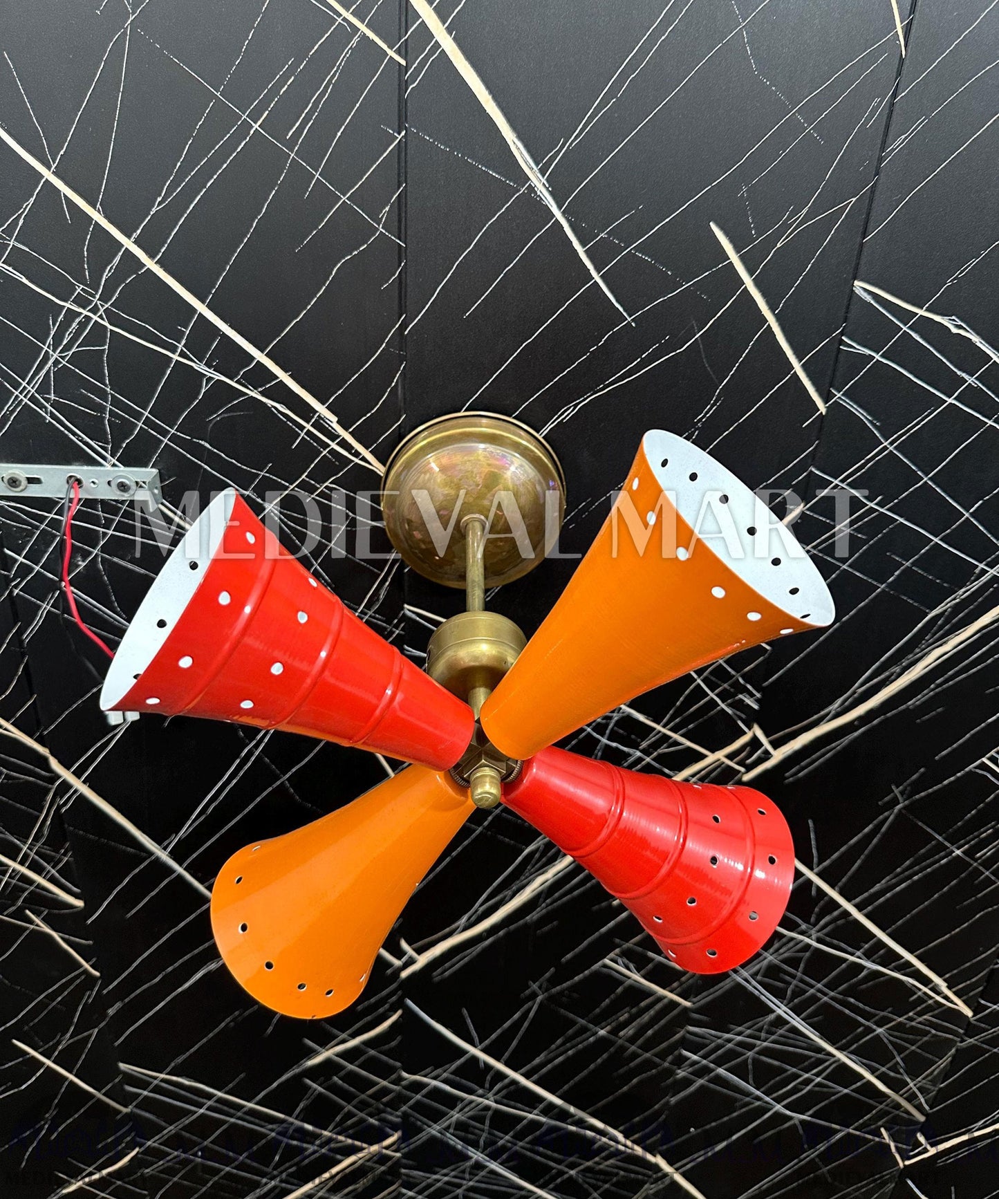 MEDIEVALMART Modern Brass Wall Sconce: Fan Style Lighting Fixture