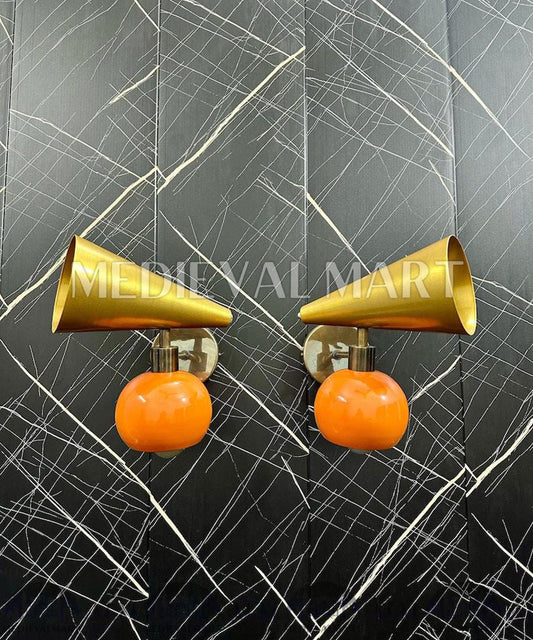 MEDIEVALMART Handcrafted Brass Wall Sconce: Mid-Century Modern Inspired Light