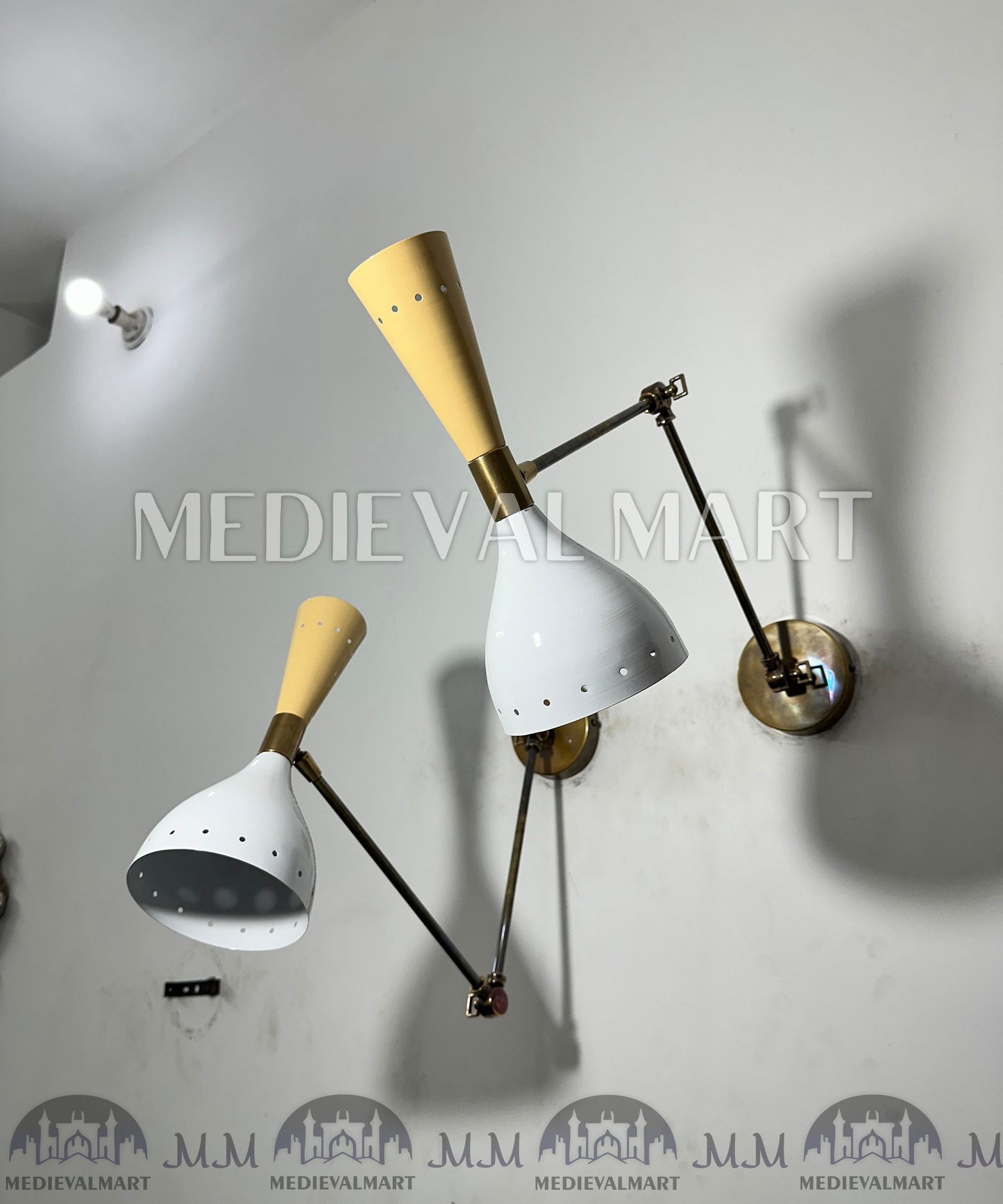 MEDIEVALMART Mid Century Italian Brass Wall Sconce Pair: Adjustable Reading Lamp