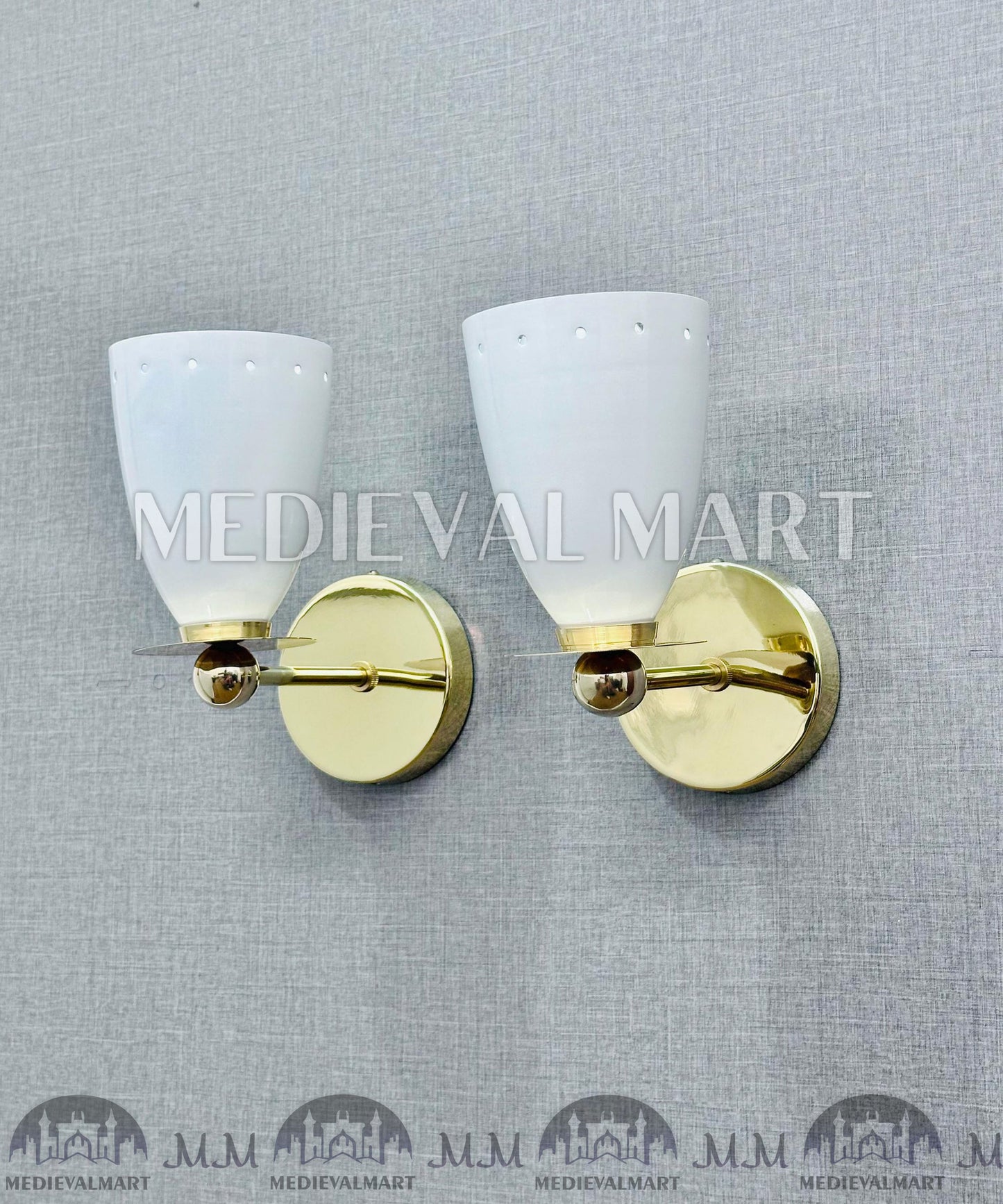MEDIEVALMART Handmade Brass Wall Sconce: Modern Italian Lighting Fixture