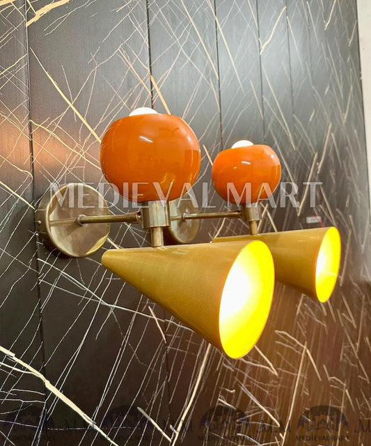 MEDIEVALMART Handcrafted Brass Wall Sconce: Mid-Century Modern Inspired Light