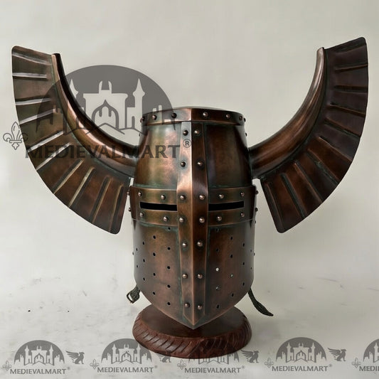 MEDIEVALMART Casque ailé de guerrier templier teutonique médiéval en finition cuivre antique avec support gratuit