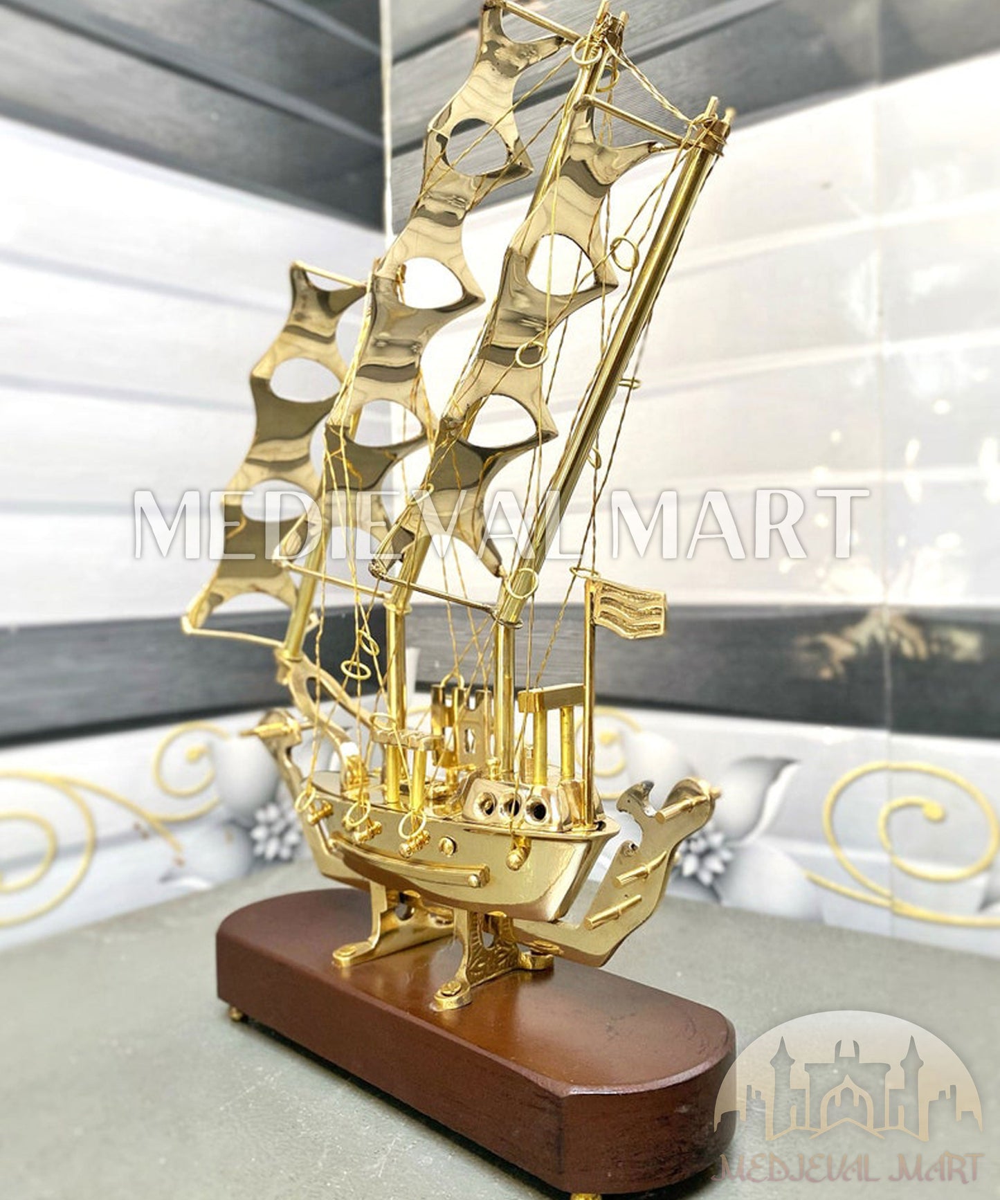 MEDIEVALMART Nautical Shiny Brass Decorative Ship W/H Wooden Base | Showpiece Royal Navy 3 Mast Model Perfect, Christmas Gifts