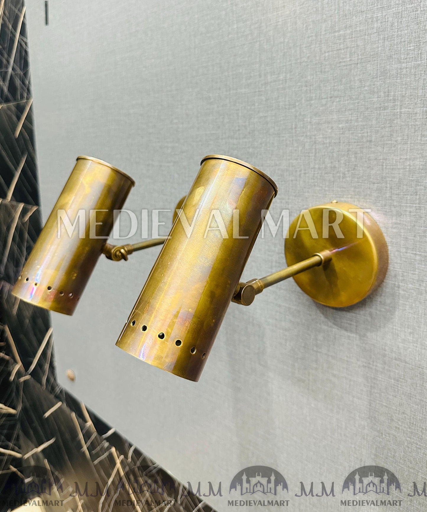 MEDIEVALMART Mid-Century Modern Antique Brass Wall Sconce Adjustable Spotlight Fixture