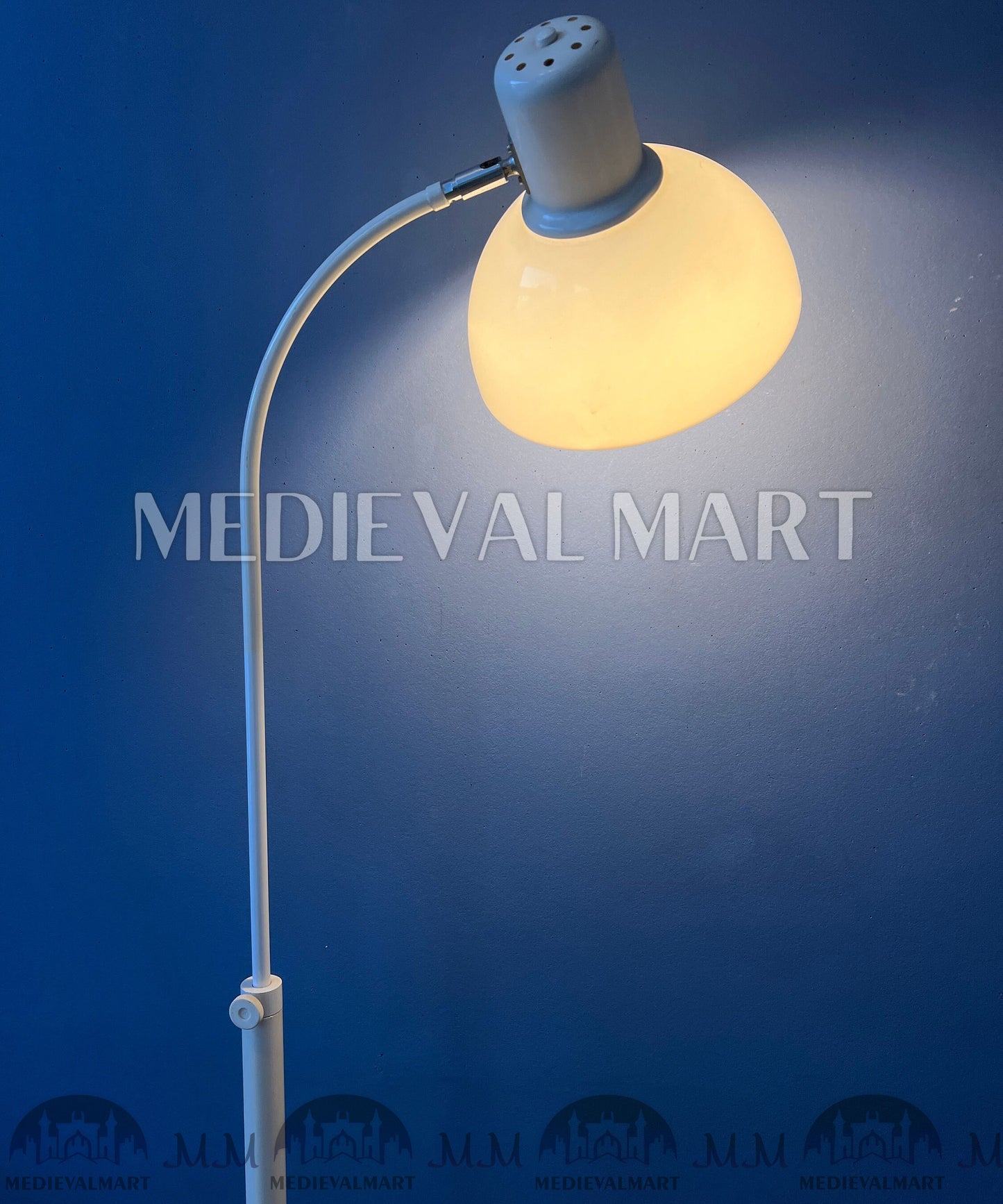 MEDIEVALMART Vintage Beige Mid Century Floor Lamp with Plexiglass Shade