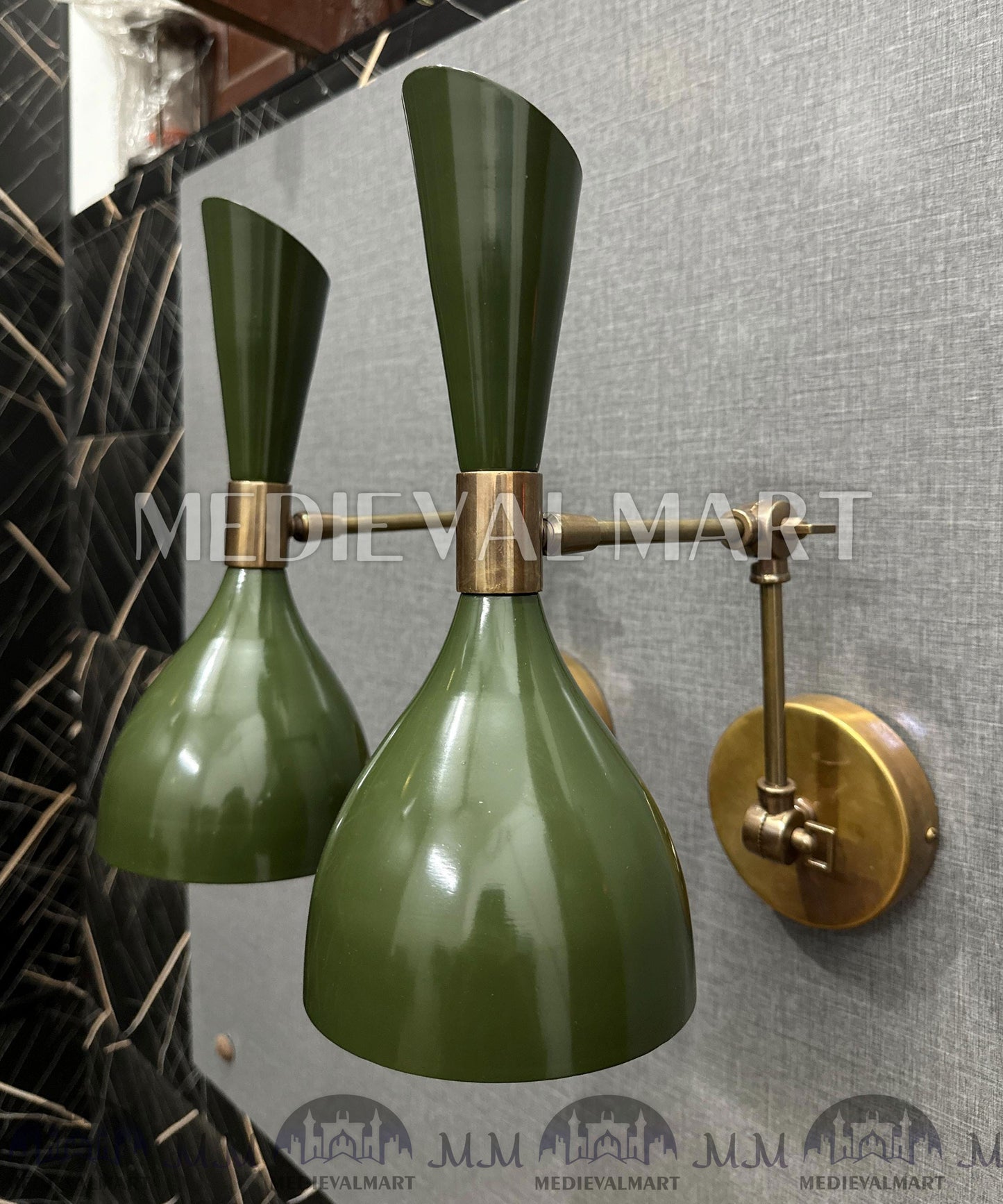 MEDIEVALMART Mid Century Modern Brass Wall Sconce Italian Diabolo Olivine Bedside Lamp