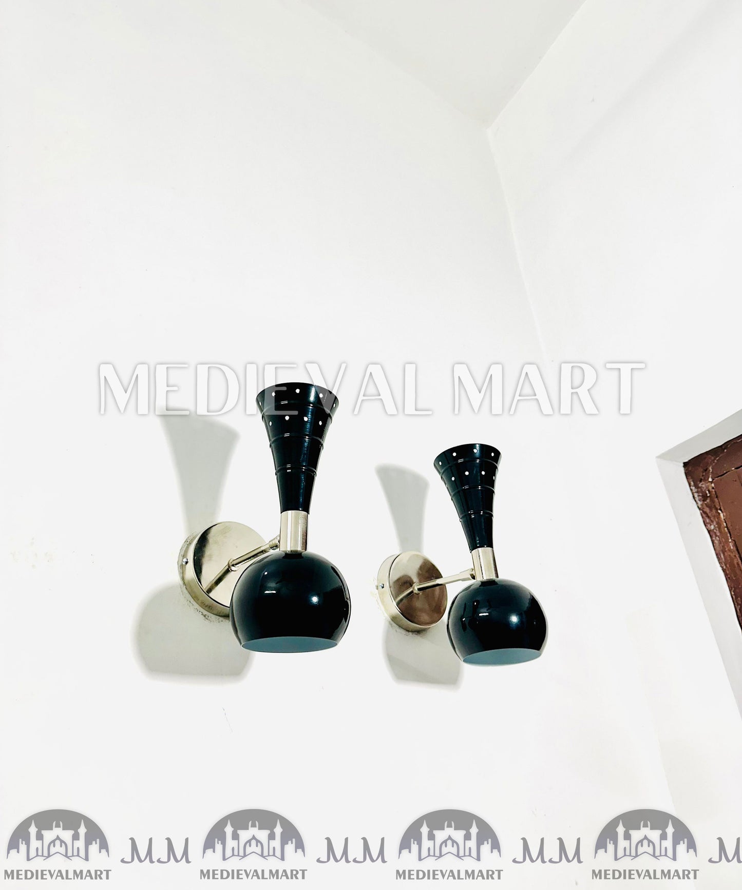 MEDIEVALMART Mid Century Modern Brass Diabolo Wall Sconce - Italian Style