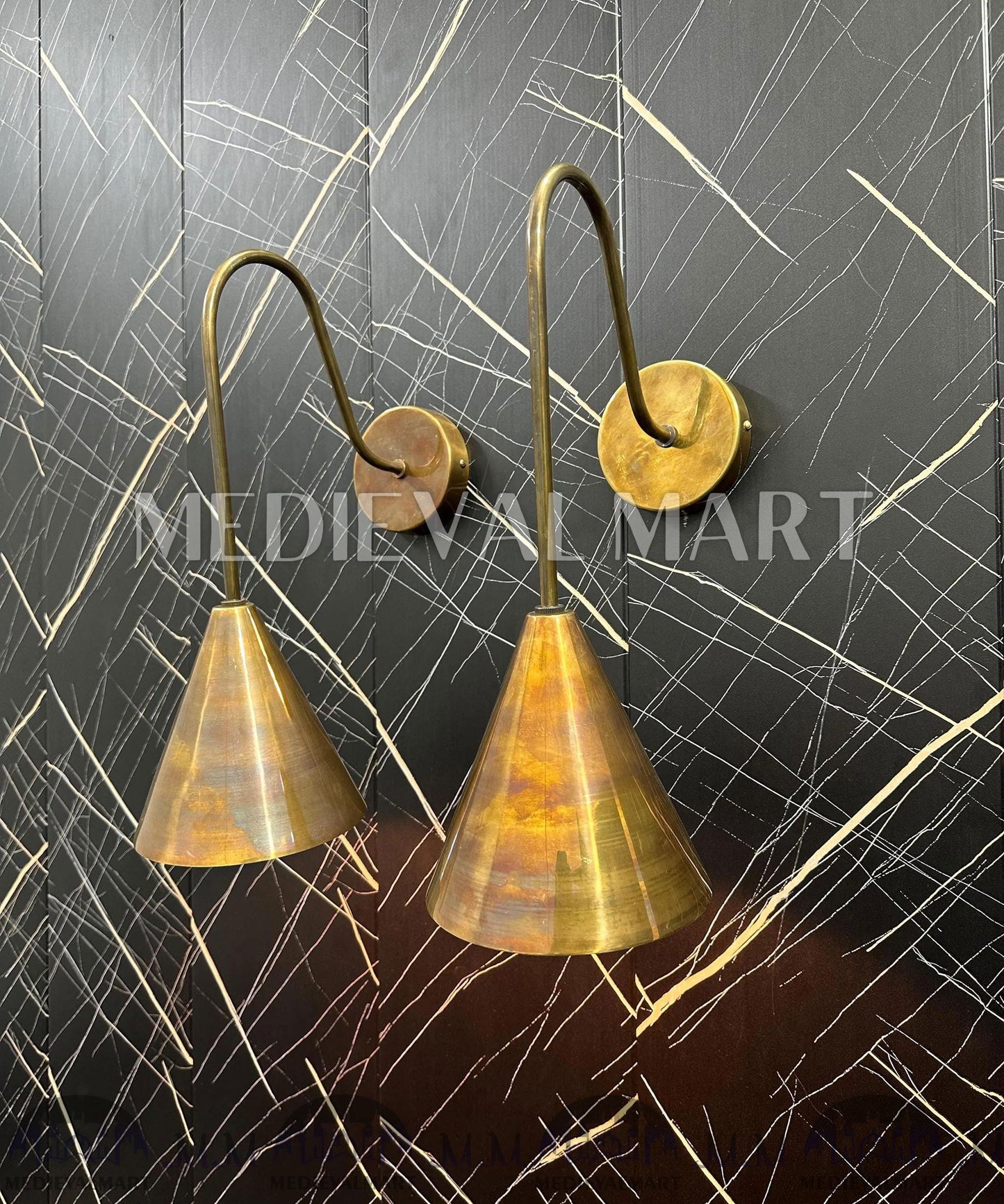 MEDIEVALMART Handcrafted Raw Brass Wall Sconce: Mid-Century Modern Italian Light