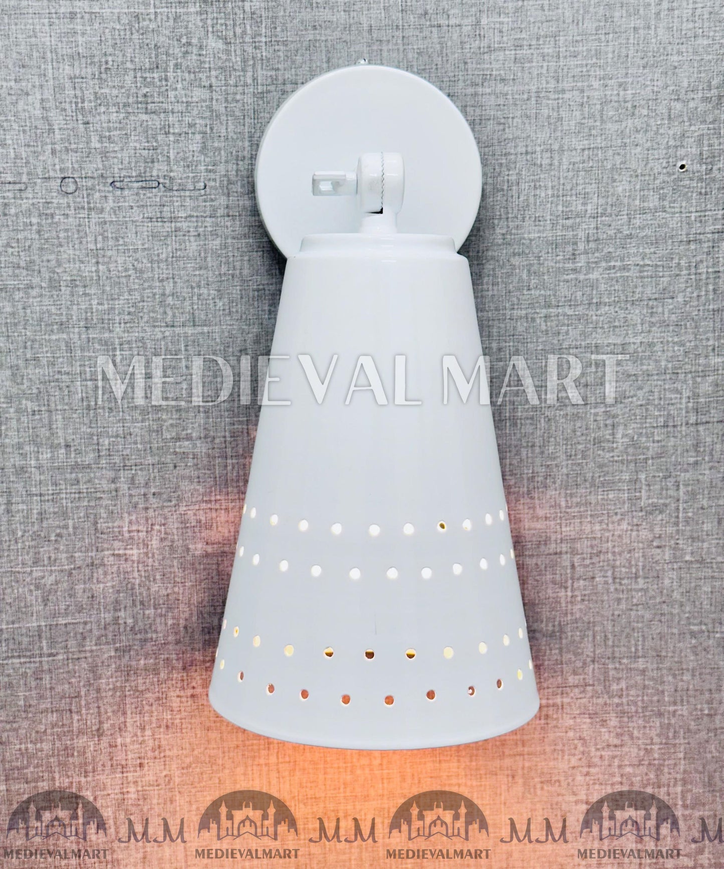 MEDIEVALMART Handcrafted Brass Wall Sconce: Mid-Century Modern Art Deco Lighting