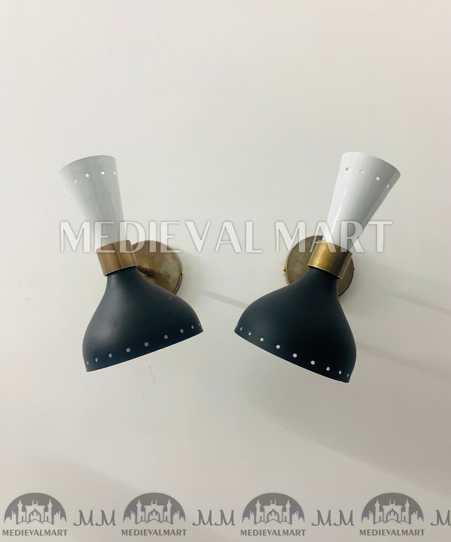 MEDIEVALMART Mid Century Modern Wall Lamp Handmade Brass Wall Fixture