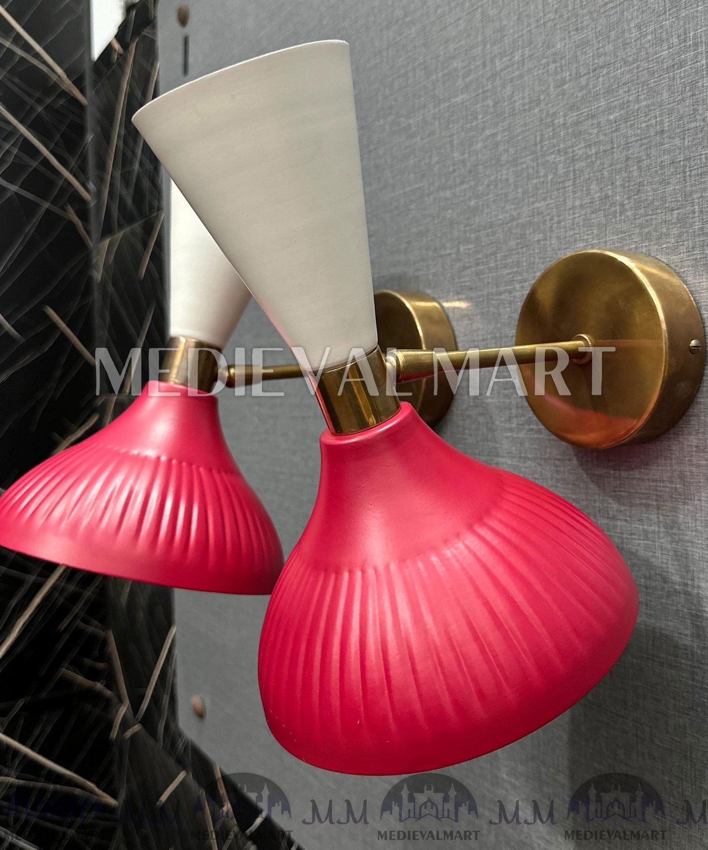 MEDIEVALMART Handmade Raw Brass Wall Sconce: Modern Italian Bedside Lamp