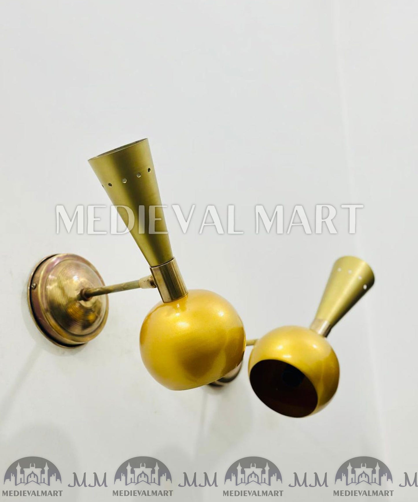 MEDIEVALMART Mid Century Handmade Brass Wall Sconces: Mid-Century Modern Italian Style