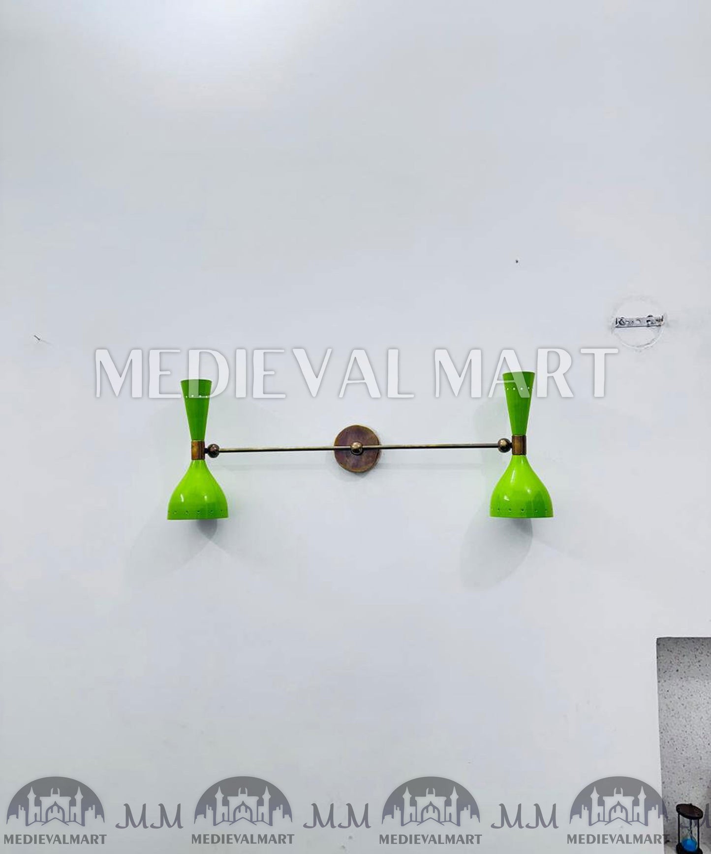 MEDIEVALMART Olive Green Diabolo Wall Sconce: Mid Century Italian Brass Light