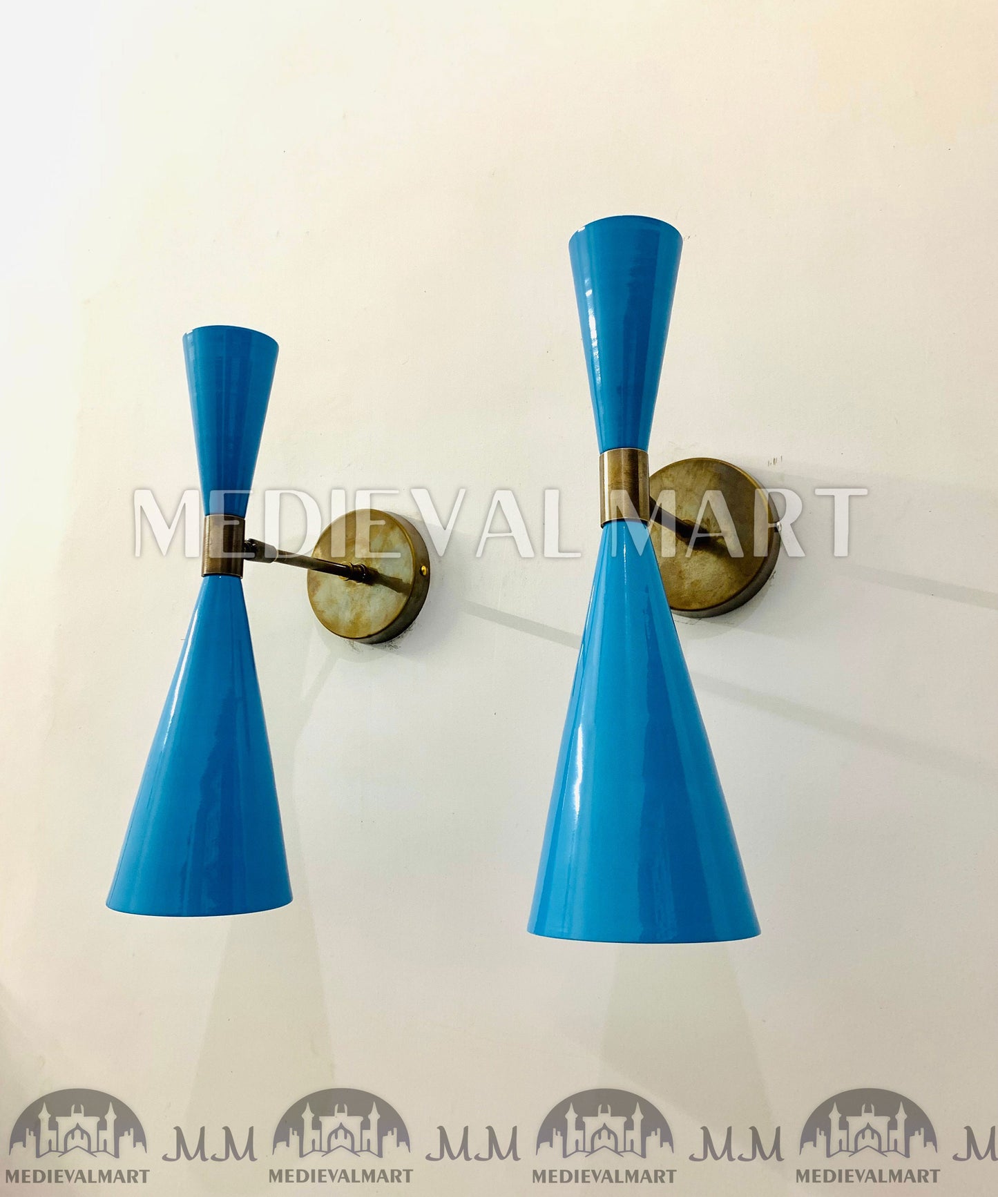 MEDIEVALMART Mid Century Italian Brass Wall Lamp Handcrafted Modern Style Raw Brass Wall Lamp